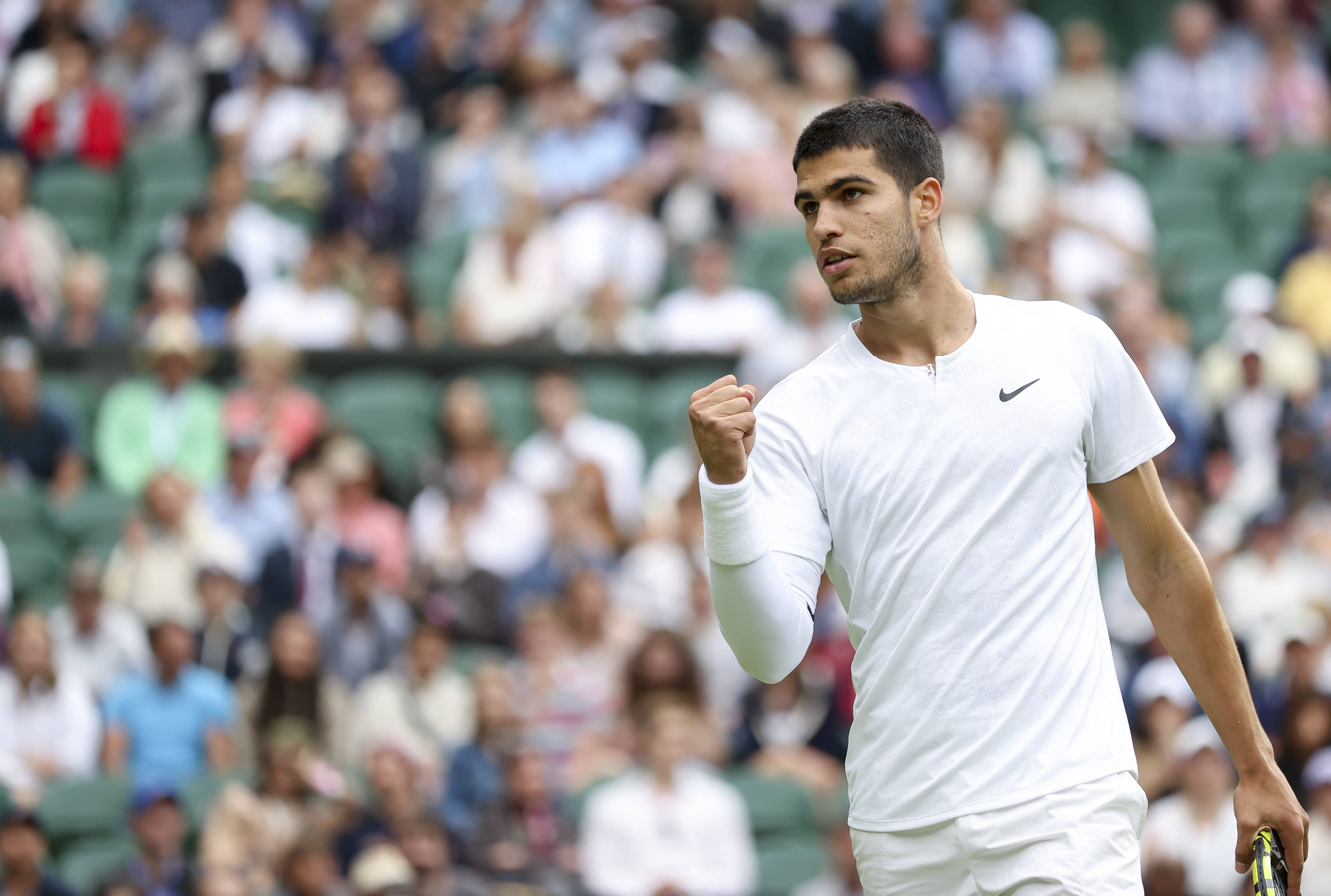 选择了AC 选择了AC