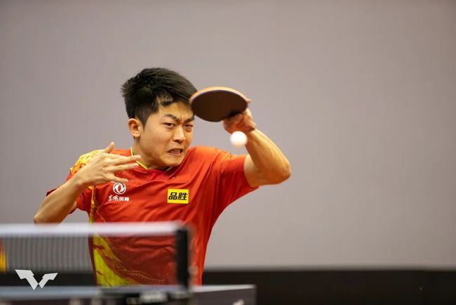 詹姆斯的突 詹姆斯的突