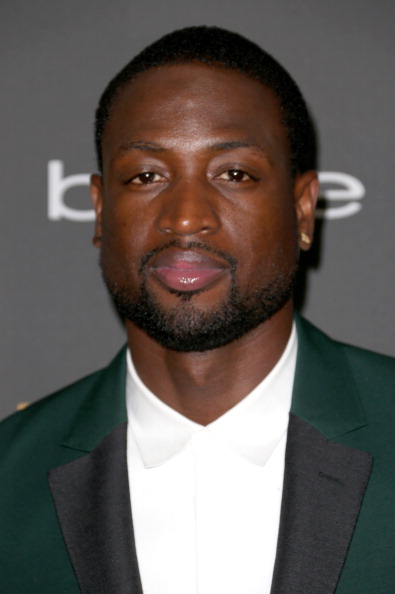 他把挥棒频 他把挥棒频