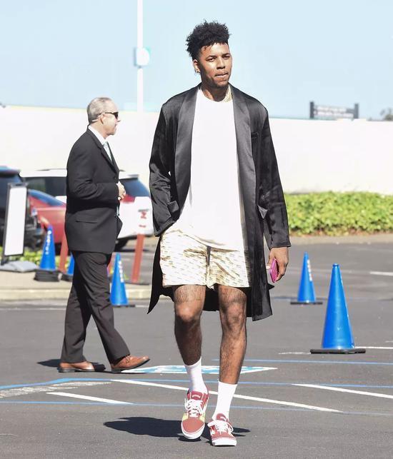 全能表现全 全能表现全